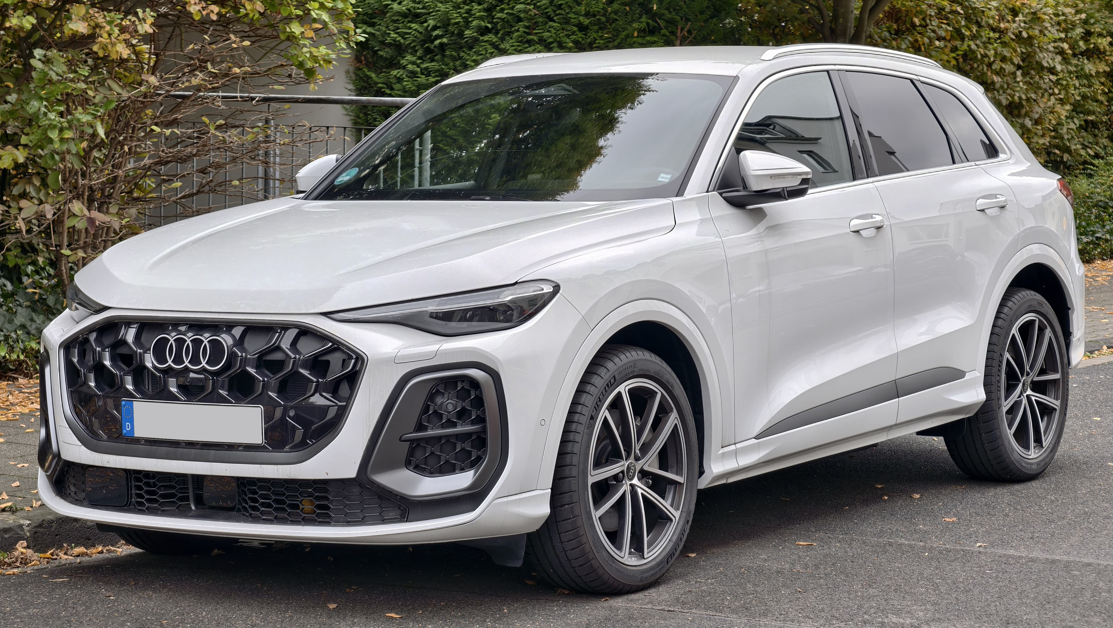 アウディ Q5